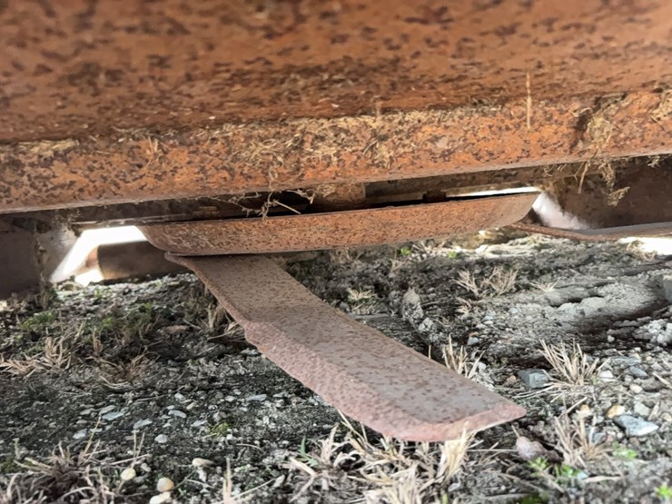 2008-caterpillar-60-image-13