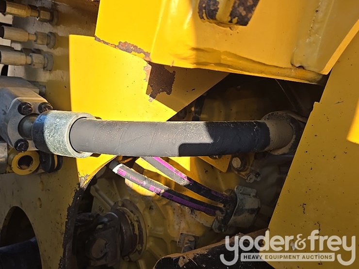 2016-caterpillar-950m-image-41