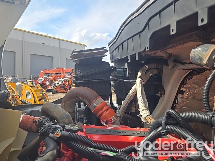 2015-international-4300-sba-image-87