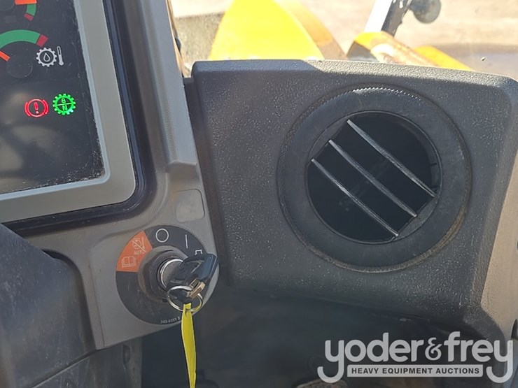 2016-caterpillar-950m-image-127