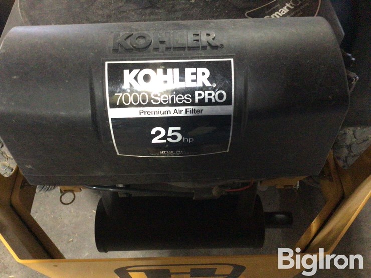 hustler-935833-lawnmower-image-20