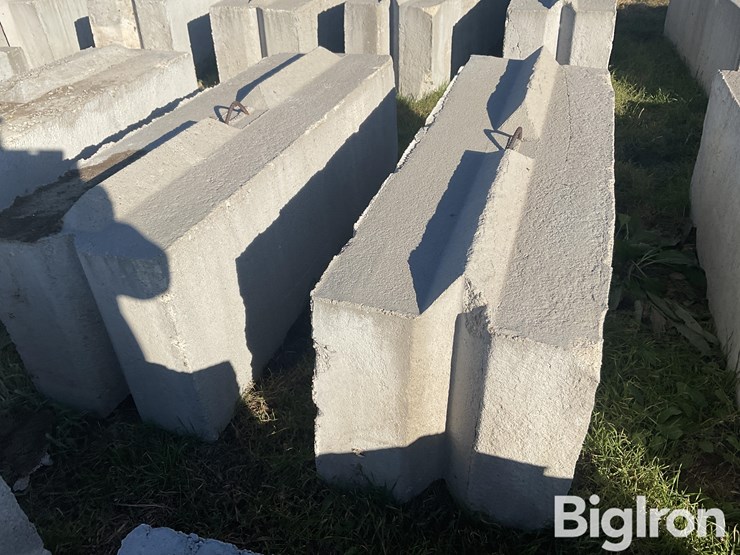 concrete-stackable-blocks-image-8