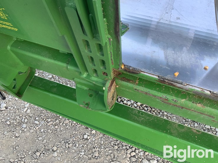 2010-john-deere-608c-image-18