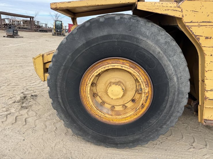 caterpillar-613b-image-47