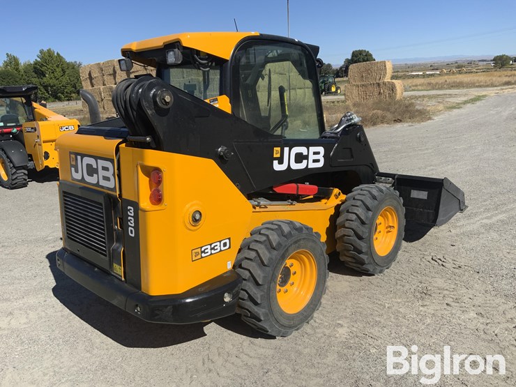 jcb-330t4-skid-steer-wheel-loader-image-5