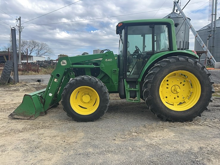 2023-john-deere-6420-image-1