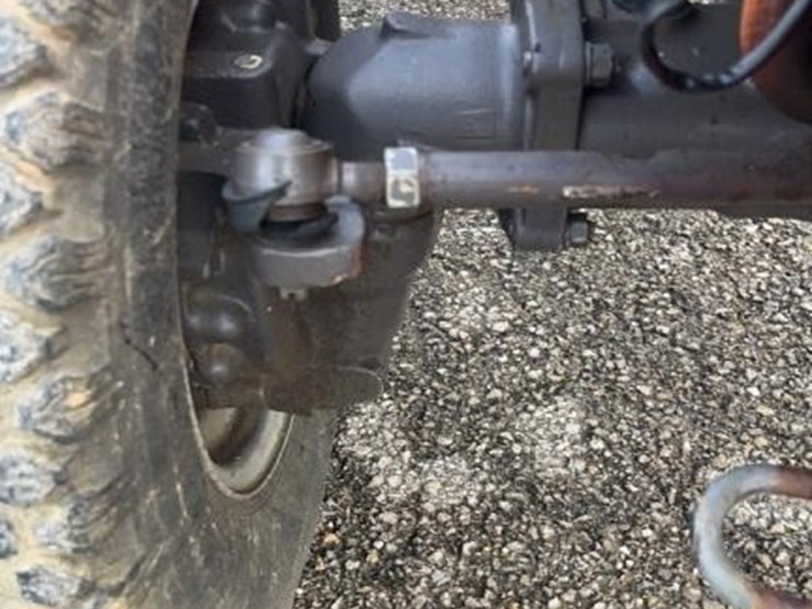 massey-ferguson-1220-image-17