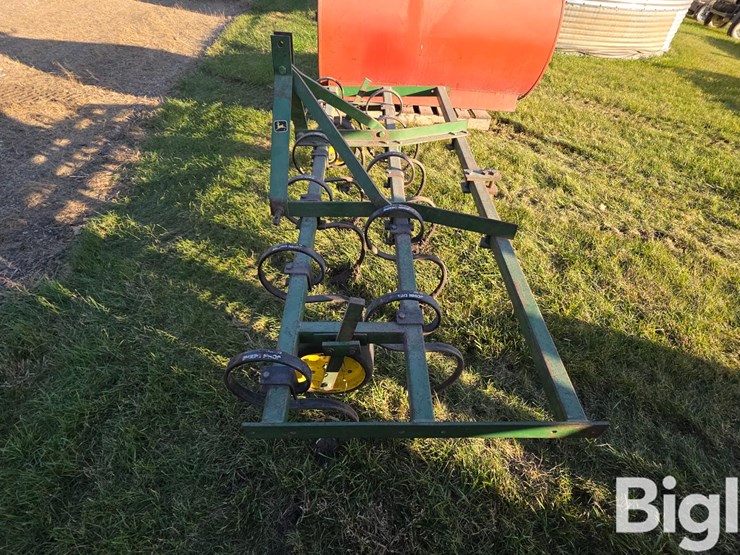 john-deere-f11-field-cultivator-image-7