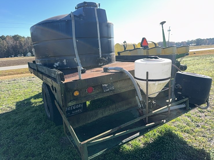 truck-body-with-hydraulic-cylinder,-still-in-place-with-poly-tank,-rinse-tank,-motor,-located-at-107-jernigan-swamp-rd.,-ahoskie,-nc-image-20