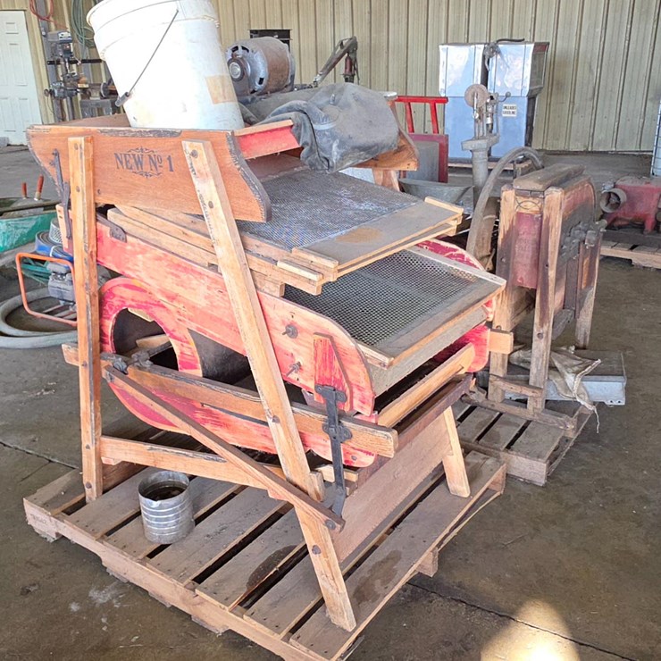 Grain Cleaner & Classic Farm Equipment