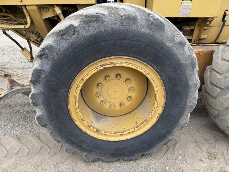 1974-caterpillar-140g-image-61