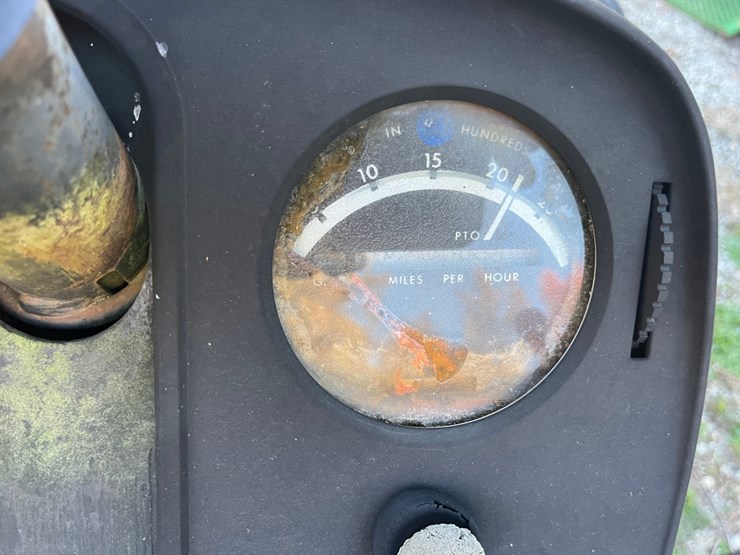 john-deere-4230-image-12