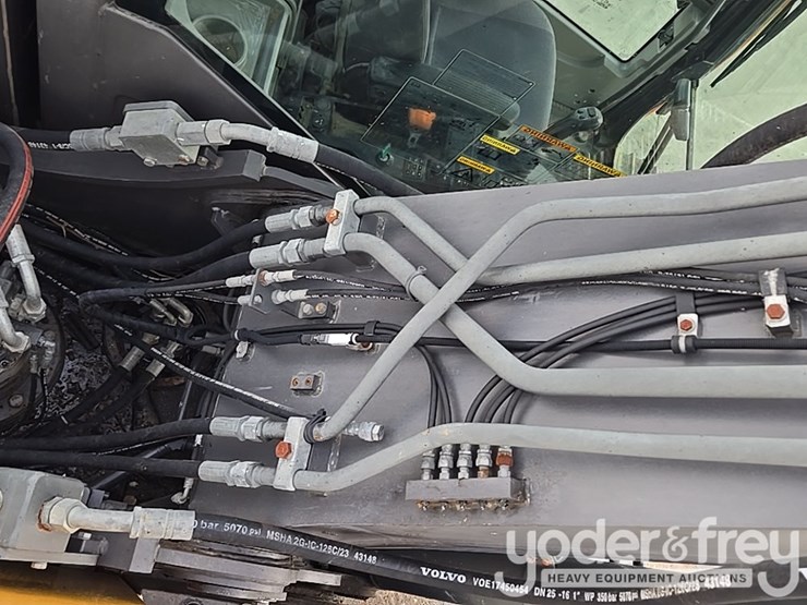 2019-volvo-ec200el-image-52