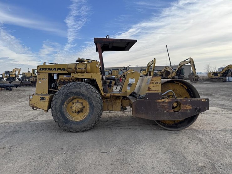 1982-caterpillar-3208-image-6