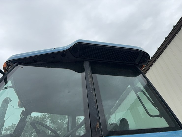 new-holland-8770-image-100