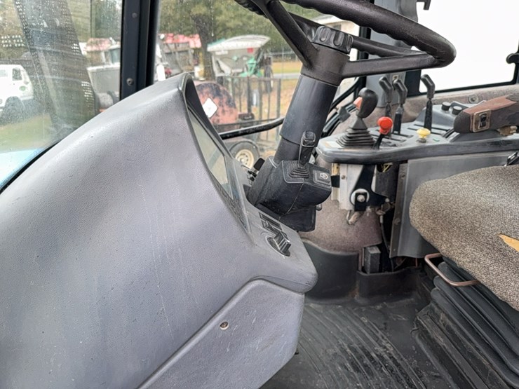 new-holland-8770-image-155