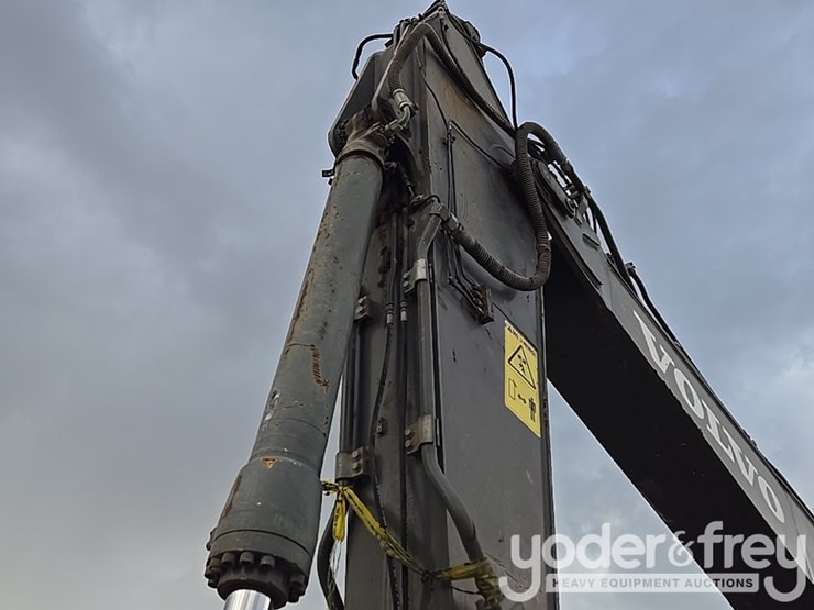 2019-volvo-ec200el-image-34