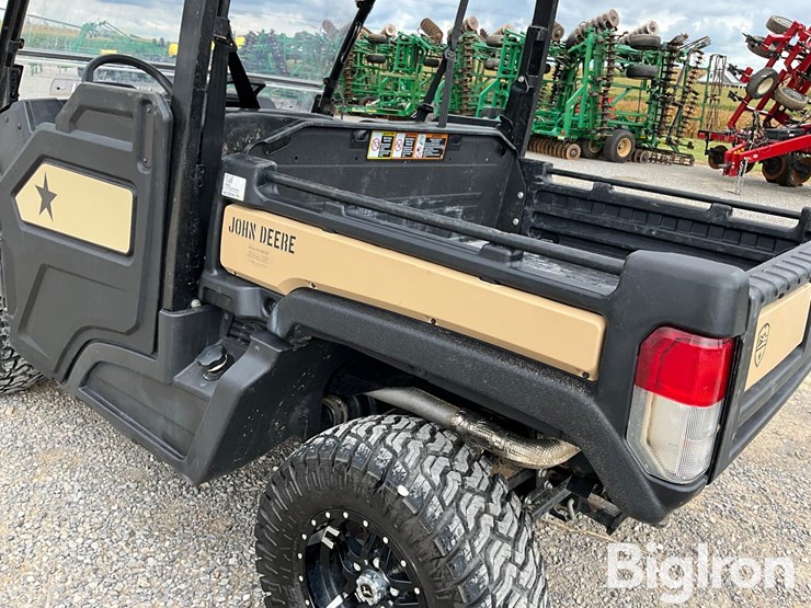 2023-john-deere-gator-image-14