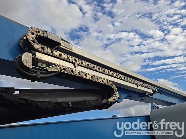 2015-genie-zx-135-image-37