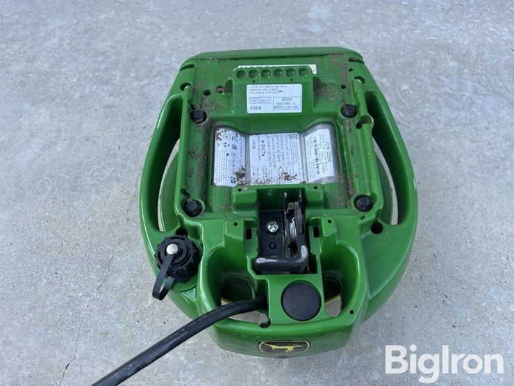 john-deere-7000-image-10