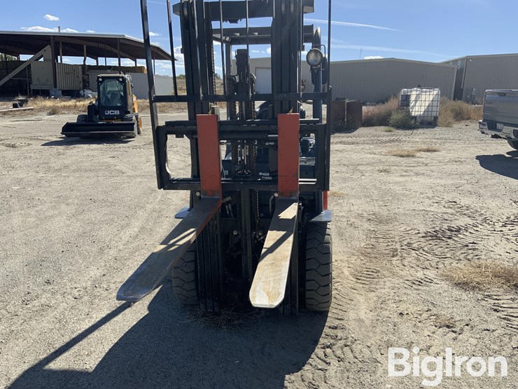 toyota-sfdu25-forklift-image-2