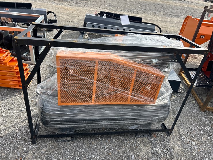 #97-•-landhero-40-gallon-two-stage-air-compressor-image-2