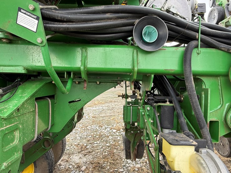 john-deere-1790-image-86
