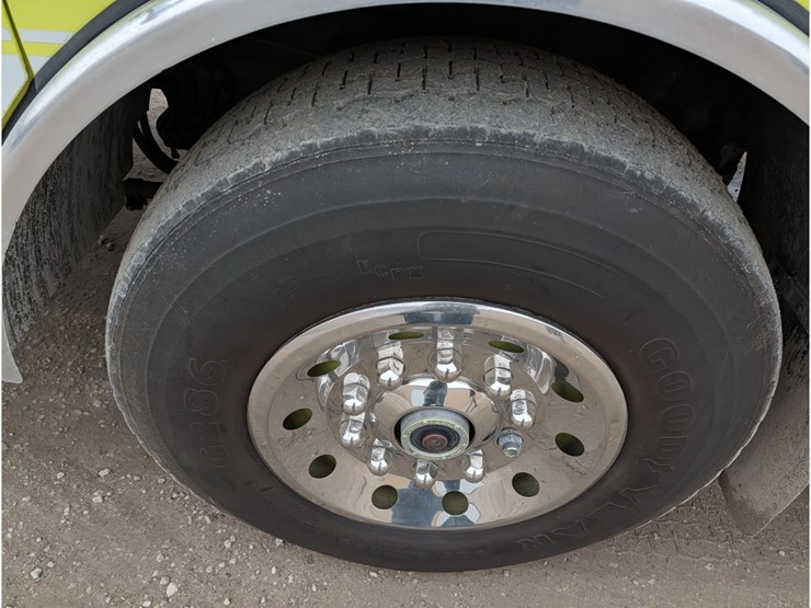 1995-kme-ladder-truck-image-14