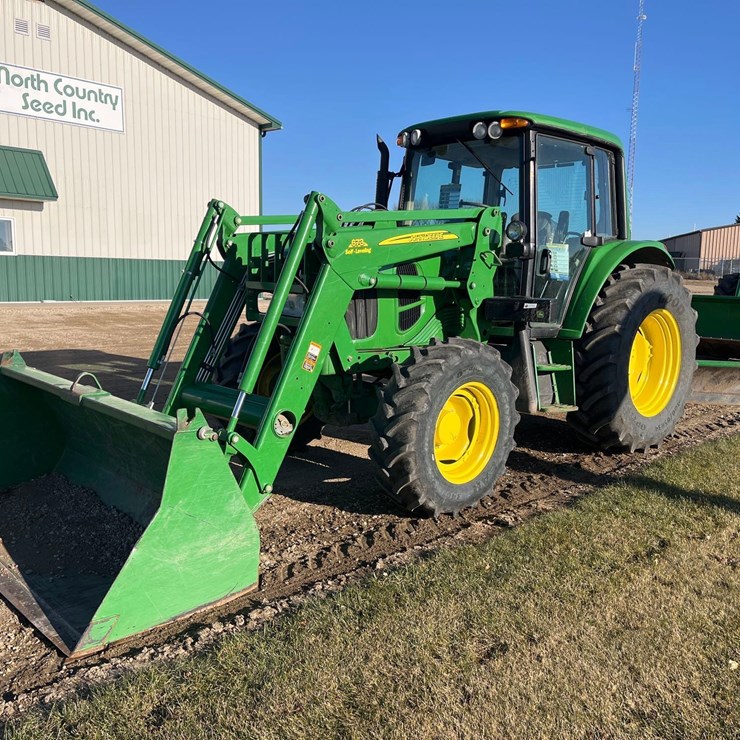 2011 JOHN DEERE 6430 PREMIUM