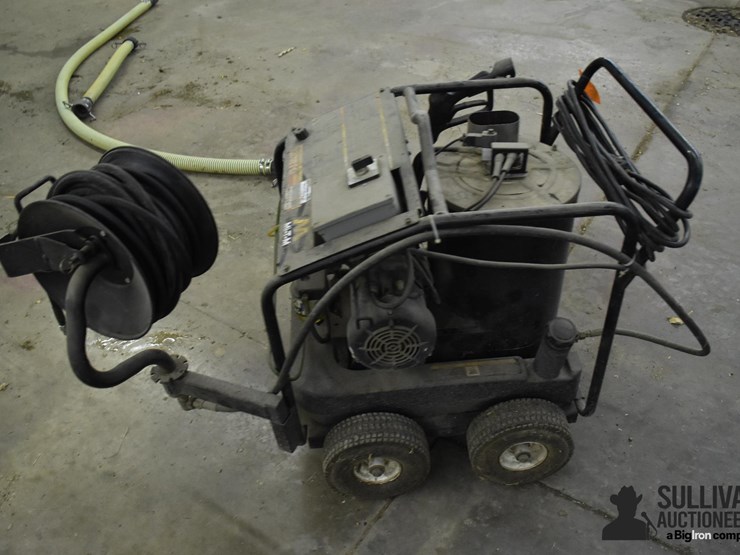 mi-t-m-hot-water-pressure-washer-image-6