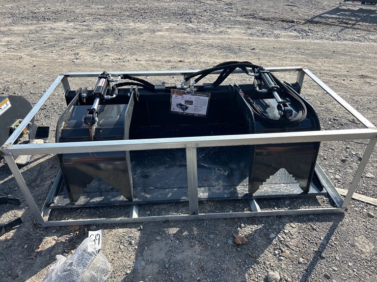 #64-•-72”-skid-steer-grapple-bucket-image-1