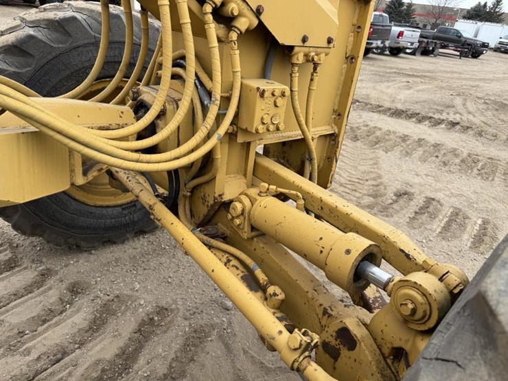 1974-caterpillar-140g-image-28