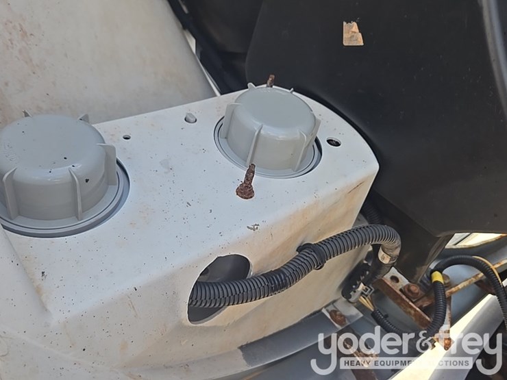 2015-international-4300-sba-image-83