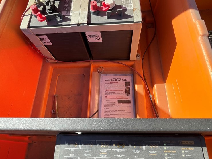 #6311-•-2019-solar-tech-arrow-board-(trailer-#37182),-no-title-image-10