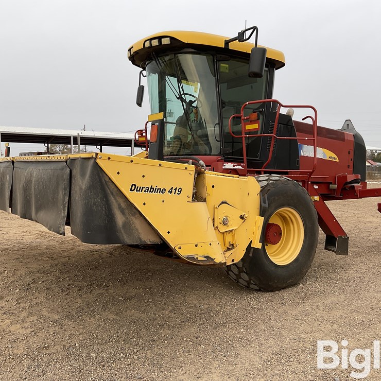 2013 NEW HOLLAND H8080