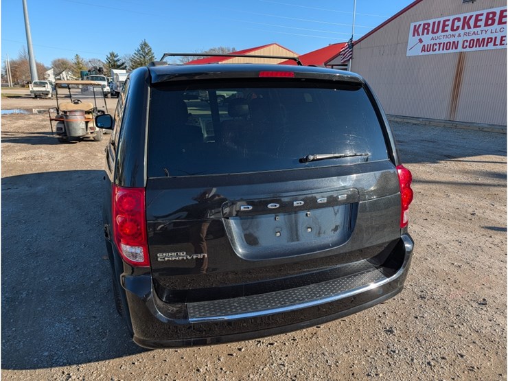 2012-dodge-grand-caravan-image-7