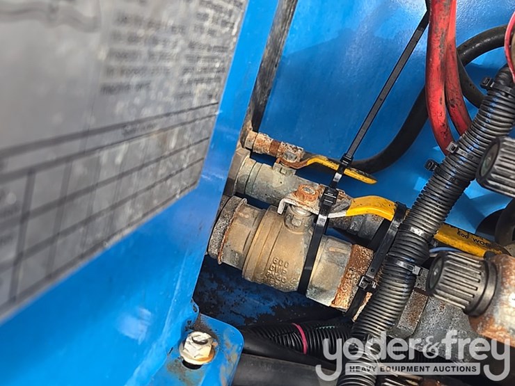 2015-genie-zx-135-image-113