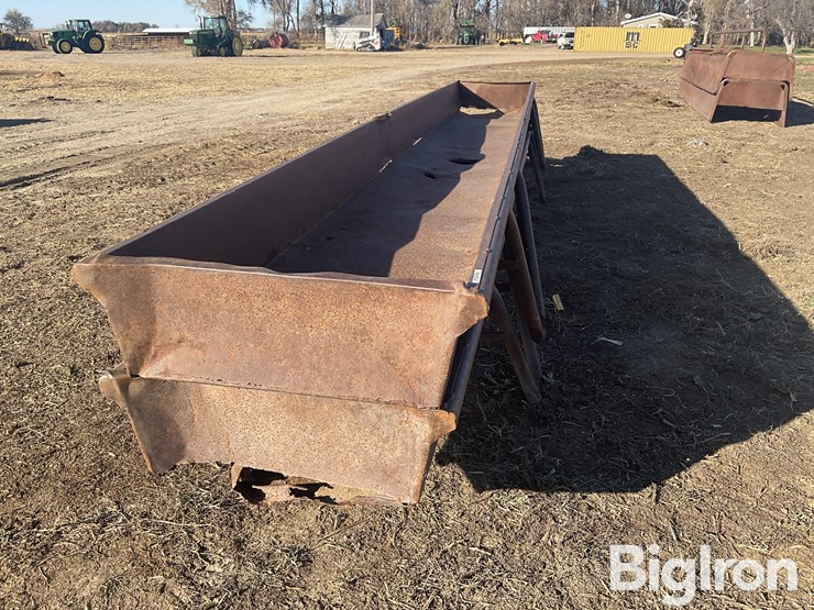 steel-feed-bunks-image-1