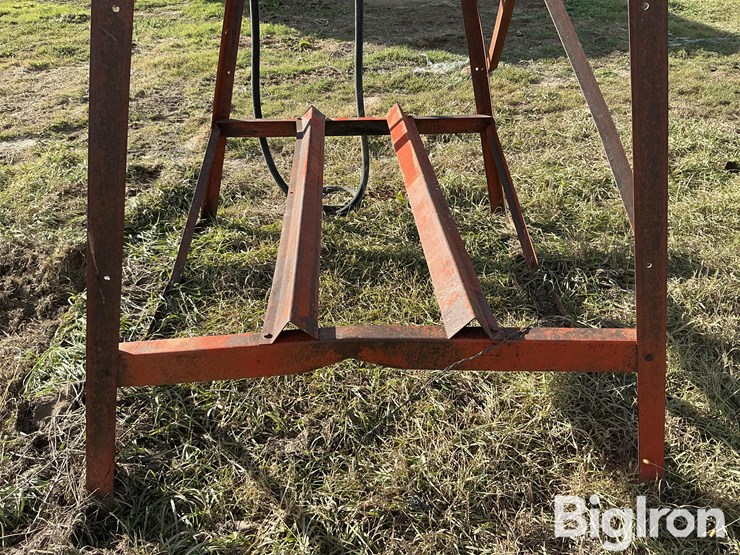 250-gal-fuel-tank-w/-stand-image-15