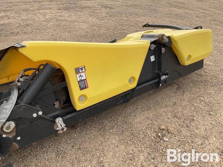 2023-john-deere-772-image-14