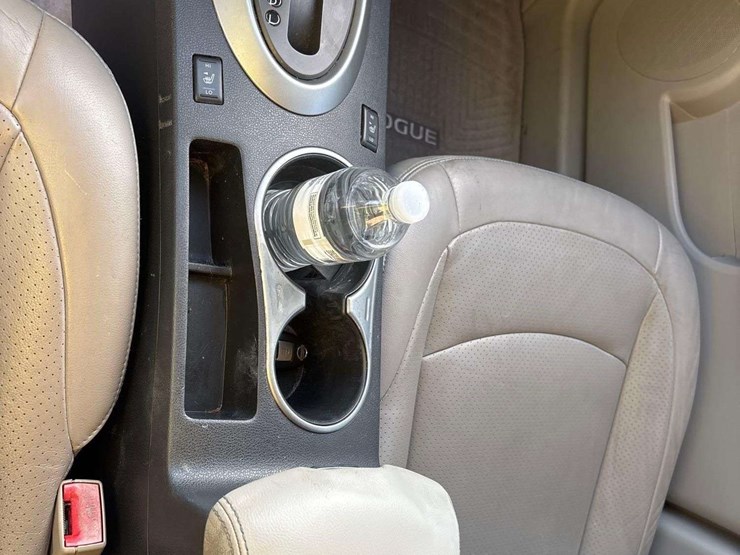 2011-nissan-rogue-image-17