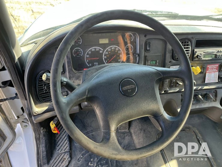 2007-freightliner-petroleum-truck-(jn3391,-unit-2373)-image-54