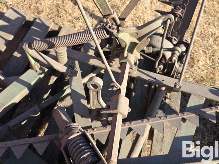 john-deere-7-image-11