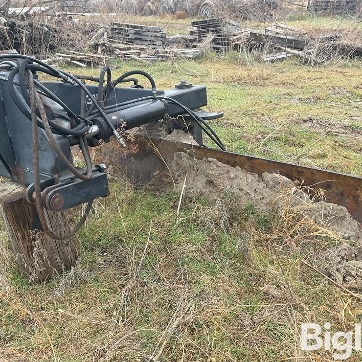 Leon-Ram 3100A 3-Pt Blade