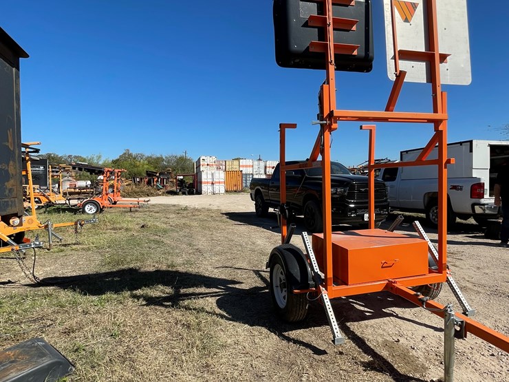 #6320-•-solar-speed-sign-,-(no-title)-image-6