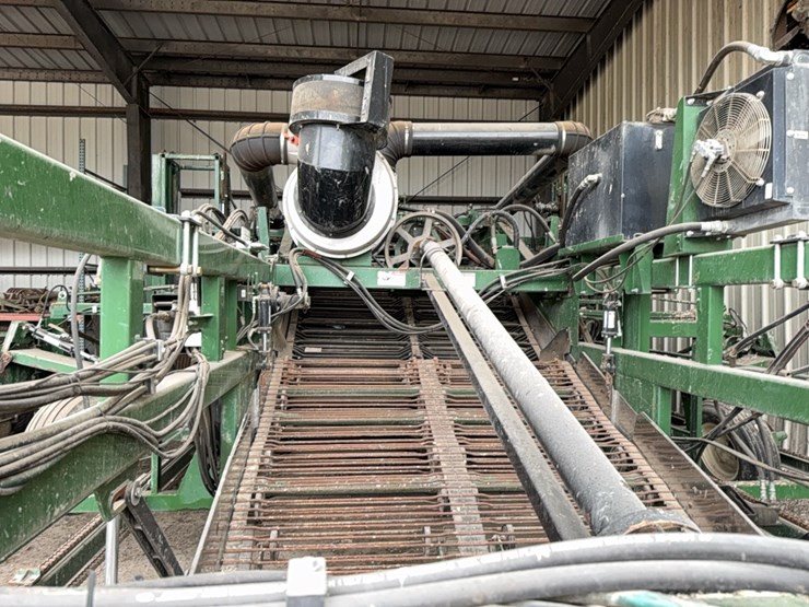 lockwood-672-sweet-potato-digger/harvester-image-12