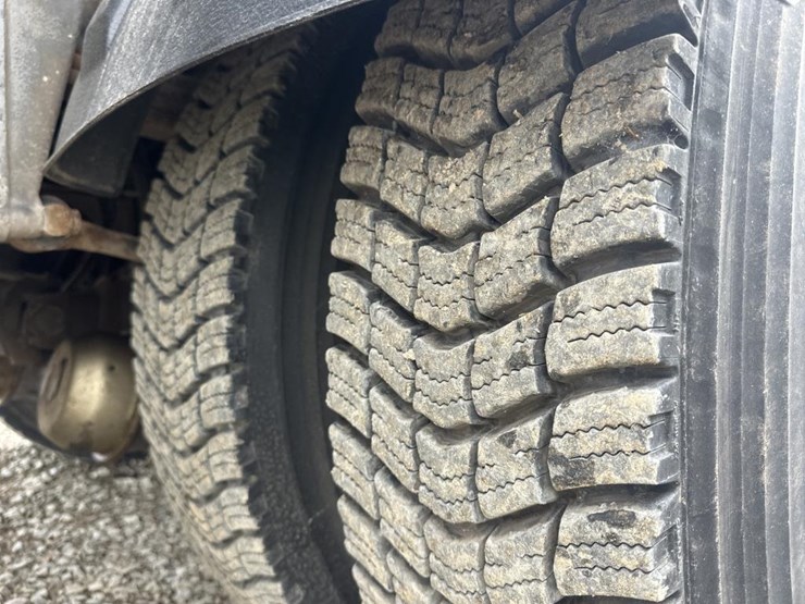 2004-caterpillar-3126-image-75