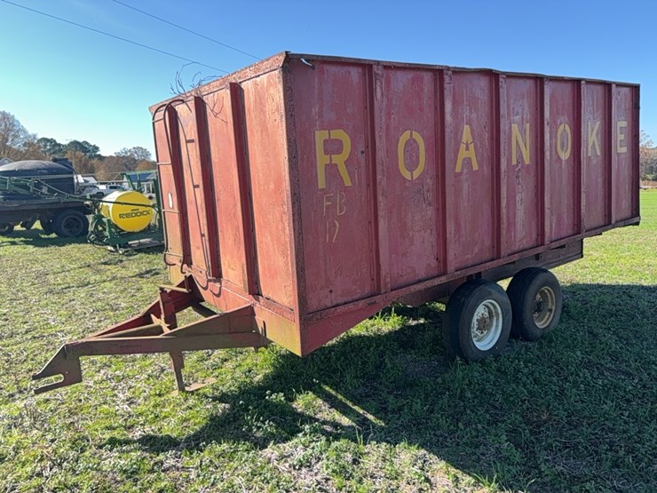 roanoke-tandem-axle-peanut-trailer-located-at-107-jernigan-swamp-rd.-in-ahoskie,-north-carolina-￼-image-2