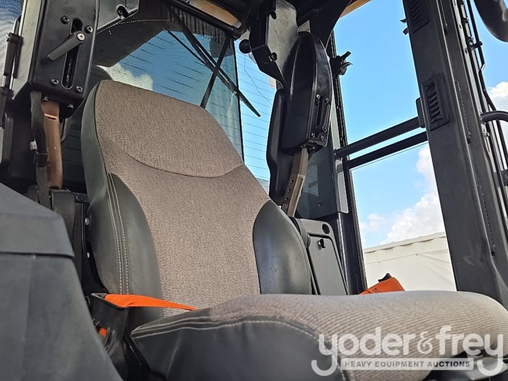 2017-deere-872g-image-138