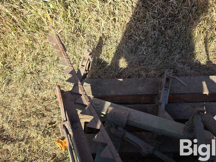 john-deere-7-image-9